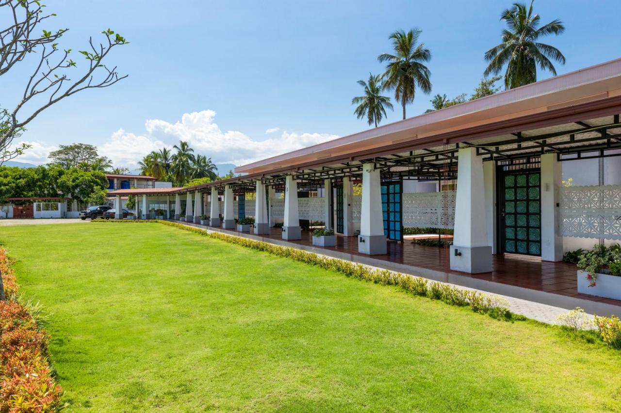Elephyard Retreat Hotel Mahiyanganaya Ngoại thất bức ảnh