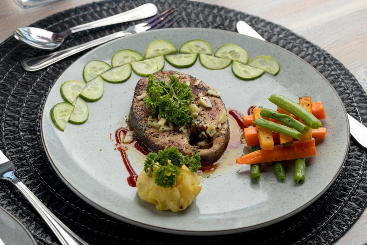 Elephyard Retreat Hotel Mahiyanganaya Ngoại thất bức ảnh